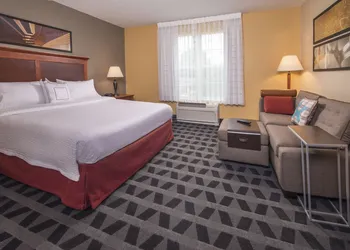 Towneplace Suites by Marriott Clinton at Joint Base Andrews hotel thumbnail 4