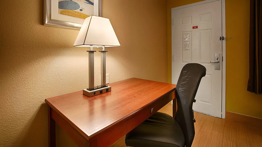 Best Western Plus Monterey Inn hotel detail image 6