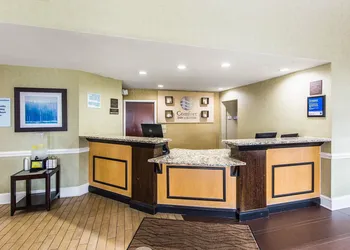 Comfort Inn & Suites Greenwood near University hotel thumbnail 5