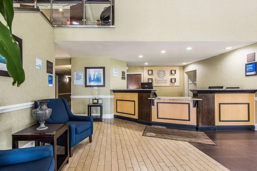 Comfort Inn & Suites Greenwood near University hotel detail image 6