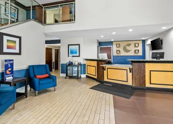 Comfort Inn & Suites Greenwood near University hotel thumbnail 7