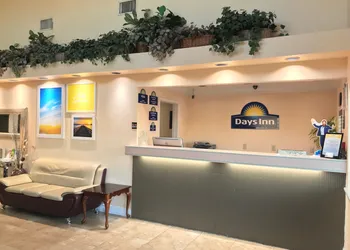Days Inn by Wyndham San Antonio Airport hotel thumbnail 6