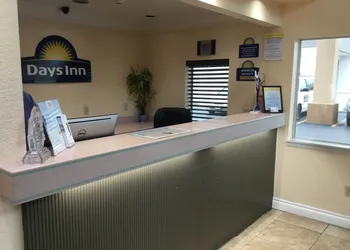 Days Inn by Wyndham San Antonio Airport hotel thumbnail 7