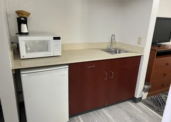 Baymont by Wyndham Omaha SW hotel thumbnail 7