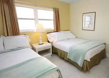 Quebec Motel hotel thumbnail 4