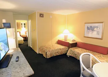 Quebec Motel hotel thumbnail 5