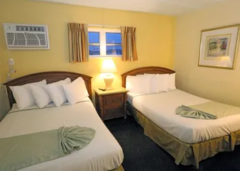 Quebec Motel hotel thumbnail 6