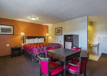 Econo Lodge Hurricane Zion Park Area hotel thumbnail 5