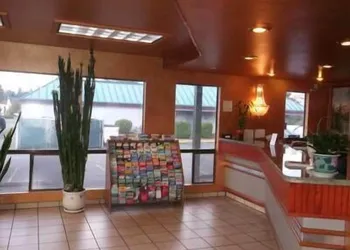 Sunrise Inn hotel thumbnail 4
