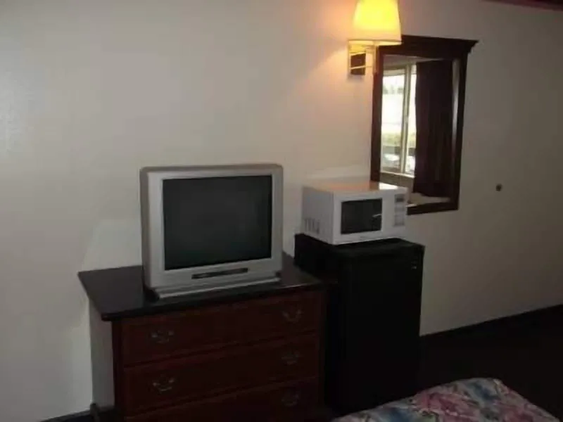 Sunrise Inn hotel detail image 6