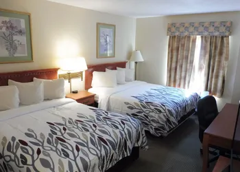 Red Roof Inn & Suites Galloway hotel thumbnail 4