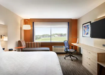 Holiday Inn Express Indiana by IHG hotel thumbnail 6