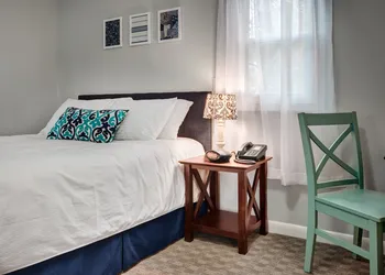 Kittery Inn and Suites hotel thumbnail 3