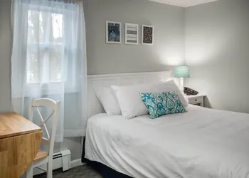 Kittery Inn and Suites hotel thumbnail 4