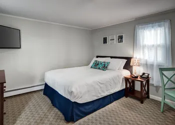 Kittery Inn and Suites hotel thumbnail 7