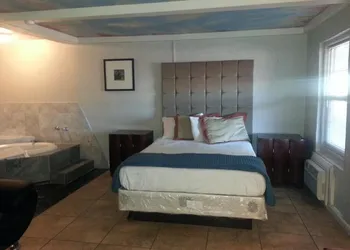Sterling Gardens hotel thumbnail 8