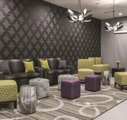 La Quinta Inn & Suites by Wyndham Fort Worth West - I-30 hotel detail image 4
