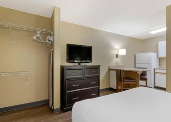Extended Stay America Suites San Antonio Airport hotel thumbnail 7