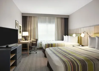 Comfort Suites Shenandoah-The Woodlands hotel thumbnail 6