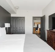 Premier Residences hotel detail image 3