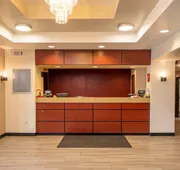 Red Roof Inn & Suites Indianapolis Airport hotel detail image 7