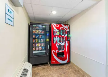 Extended Stay America Select Suites - Lubbock - West hotel thumbnail 5