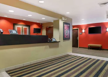 Extended Stay America Suites Detroit Metropolitan Airport hotel thumbnail 4