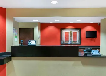 Extended Stay America Suites Detroit Metropolitan Airport hotel thumbnail 5