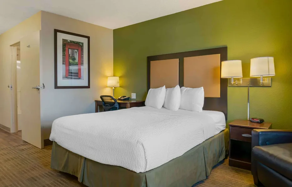 Extended Stay America Suites Detroit Metropolitan Airport hotel detail image 6