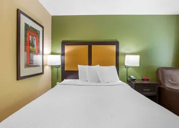 Extended Stay America Select Suites - Washington, DC - Sterling - Dulles hotel thumbnail 4