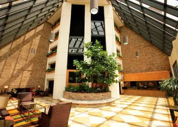 DoubleTree by Hilton Murfreesboro hotel thumbnail 3