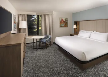 DoubleTree by Hilton Murfreesboro hotel thumbnail 5