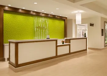 Hilton Garden Inn Boston Logan Airport hotel thumbnail 3