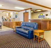 Days Inn by Wyndham Pontoon Beach hotel detail image 3