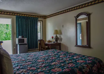 Delta Motel hotel thumbnail 8