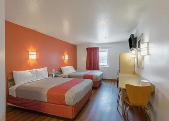 Motel 6 Junction City, KS hotel thumbnail 8