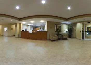 Candlewood Suites Baytown by IHG hotel thumbnail 2