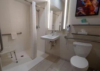 Candlewood Suites Baytown by IHG hotel thumbnail 8