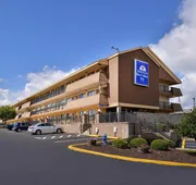 Americas Best Value Inn Pittsburgh Airport hotel detail image 5