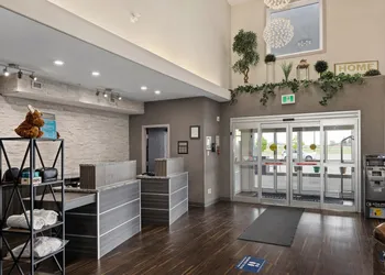 Home Inn & Suites Saskatoon South hotel thumbnail 3