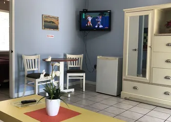 Lakeside Inn and Cafe hotel thumbnail 5