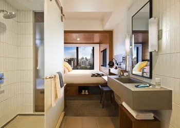 Arlo SoHo hotel thumbnail 6