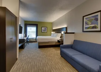 Holiday Inn Express & Suites Lebanon by IHG hotel thumbnail 6