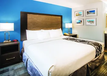 Cielo Hotel Bishop-Mammoth, an Ascend Collection Hotel hotel thumbnail 8