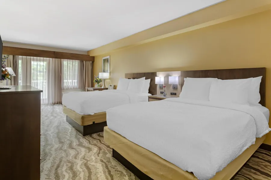 Best Western Plus River Escape Inn & Suites hotel detail image 6