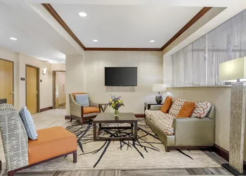 Best Western Plus River Escape Inn & Suites hotel thumbnail 3
