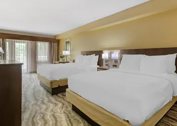 Best Western Plus River Escape Inn & Suites hotel thumbnail 6