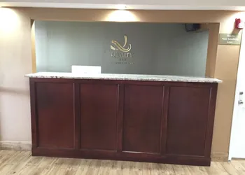 Quality Inn Near Pimlico Racetrack hotel thumbnail 3
