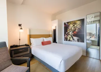 Hotel Indigo Lower East Side New York by IHG hotel thumbnail 6