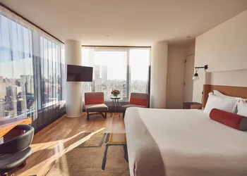 Hotel Indigo Lower East Side New York by IHG hotel thumbnail 8